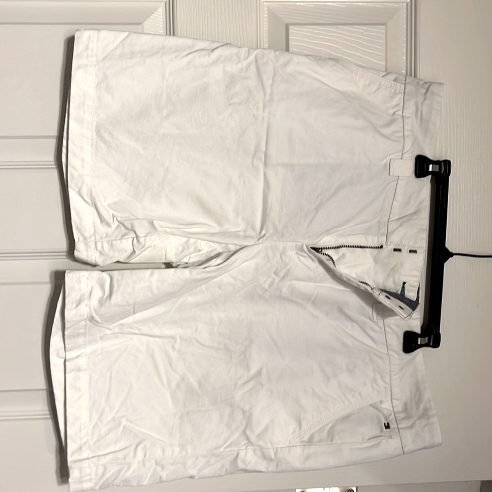 Tommy Hilfiger,  White shorts, size 14